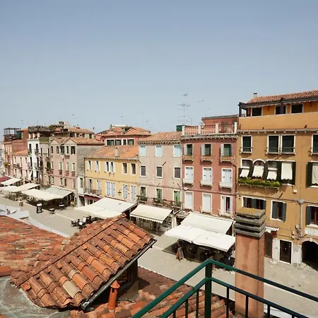 Apartament Acqua - Attico Con Terrazza