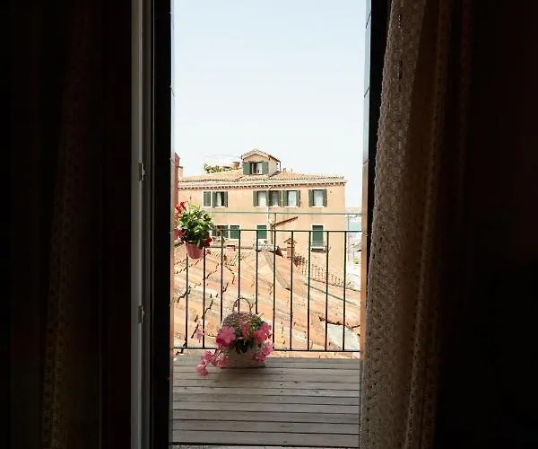 Acqua - Attico Con Terrazza Διαμέρισμα