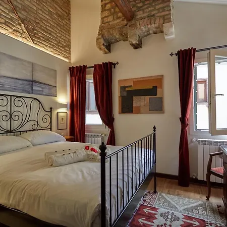 Acqua - Attico Con Terrazza Apartamento