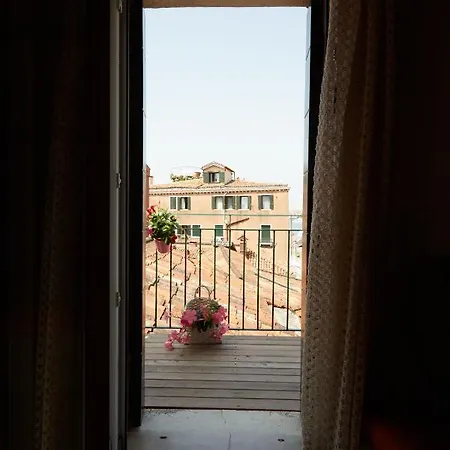 Acqua - Attico Con Terrazza 公寓